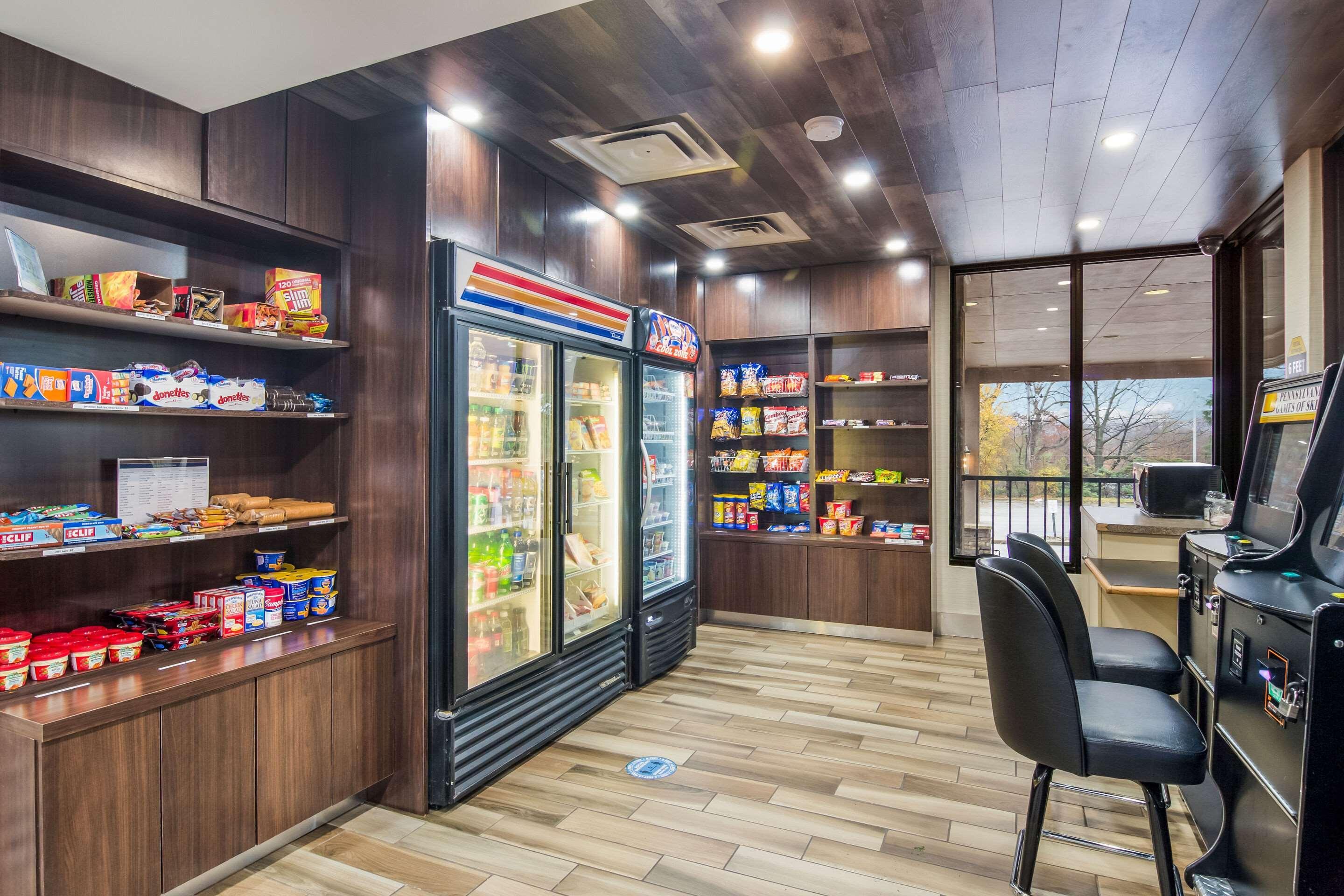 וורונה Mainstay Suites מראה חיצוני תמונה